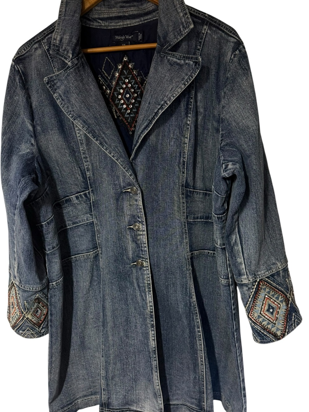 Midnight Velvet Denim Coat Womens 1X
Blue Southwestern Embroidered
Rhinestone